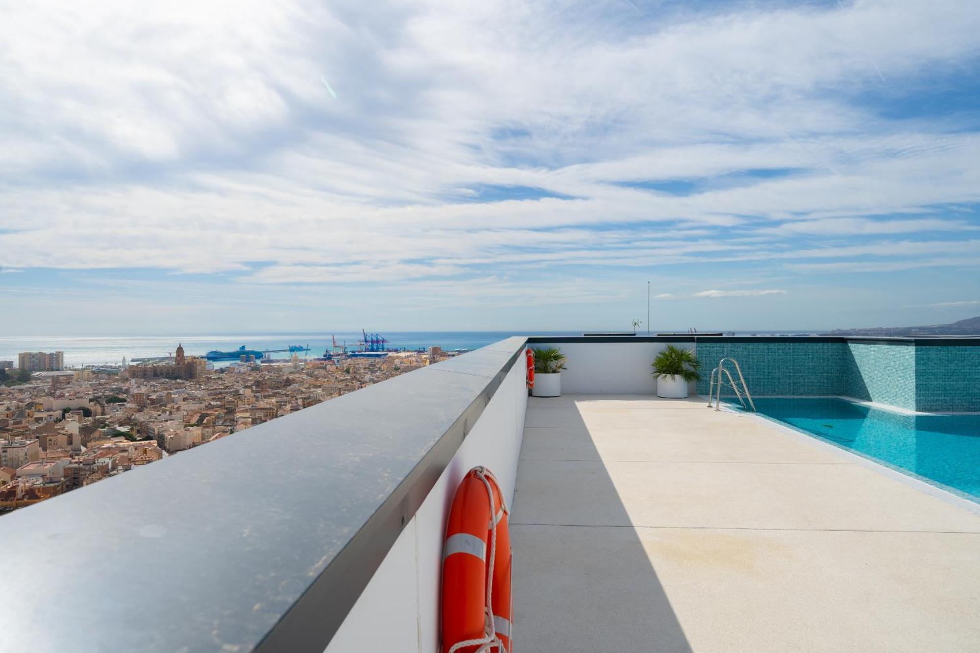 Xpce Urban 3 Malaga Skyline - Parking Free Apartment Екстериор снимка