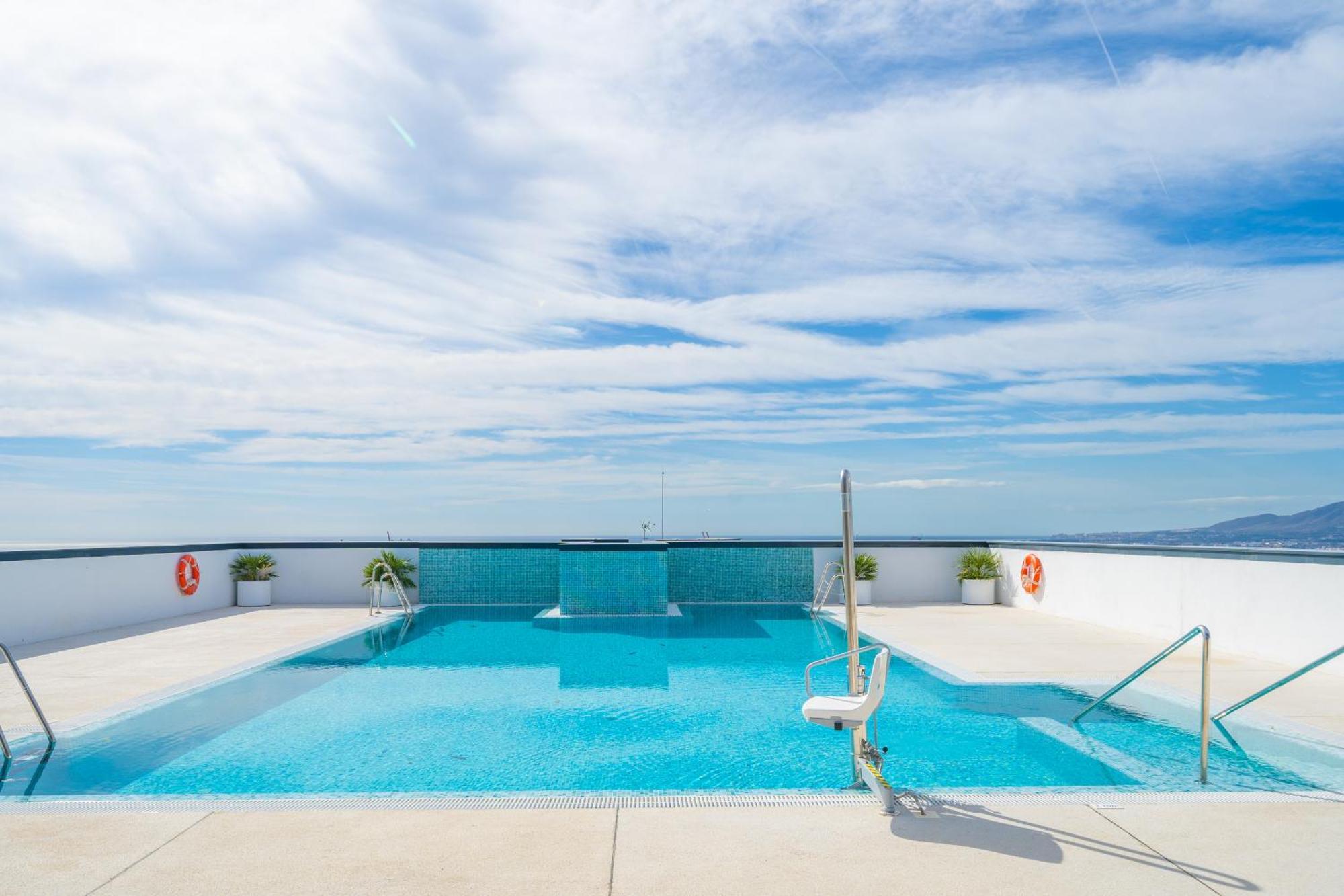 Xpce Urban 3 Malaga Skyline - Parking Free Apartment Екстериор снимка